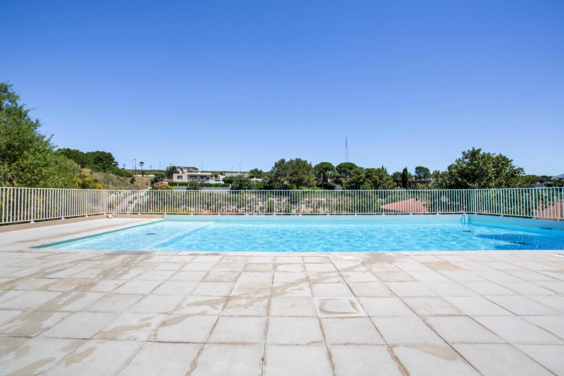 Résidence Debussy - maeva Home - Appartement 2 Pièces 4 Personnes - Budget 39 Carnoux-en-Provence Exterior foto