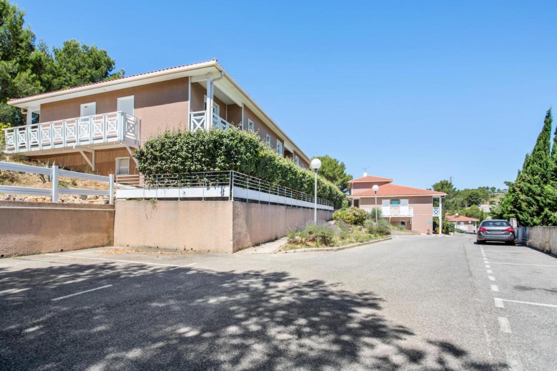 Résidence Debussy - maeva Home - Appartement 2 Pièces 4 Personnes - Budget 39 Carnoux-en-Provence Exterior foto